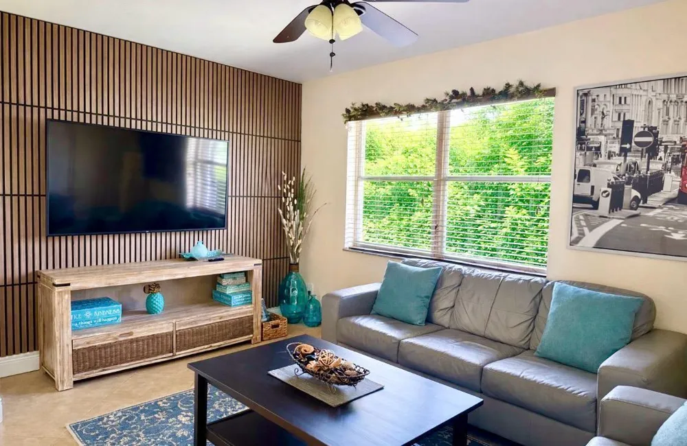 803 NE 2nd Avenue Delray Beach, FL 33444