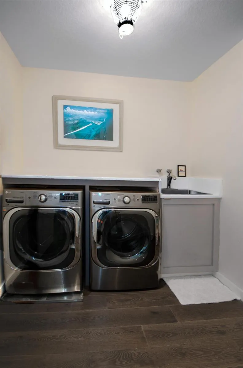 22 Harbour Isle Drive W #204 Fort Pierce, FL 34949