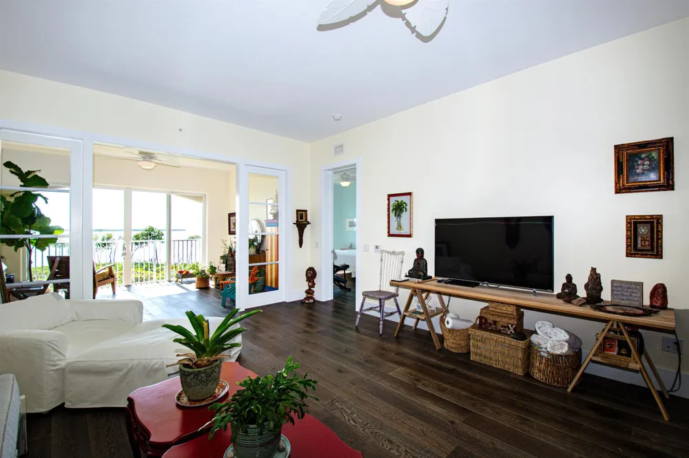 22 Harbour Isle Drive W #204 Fort Pierce, FL 34949