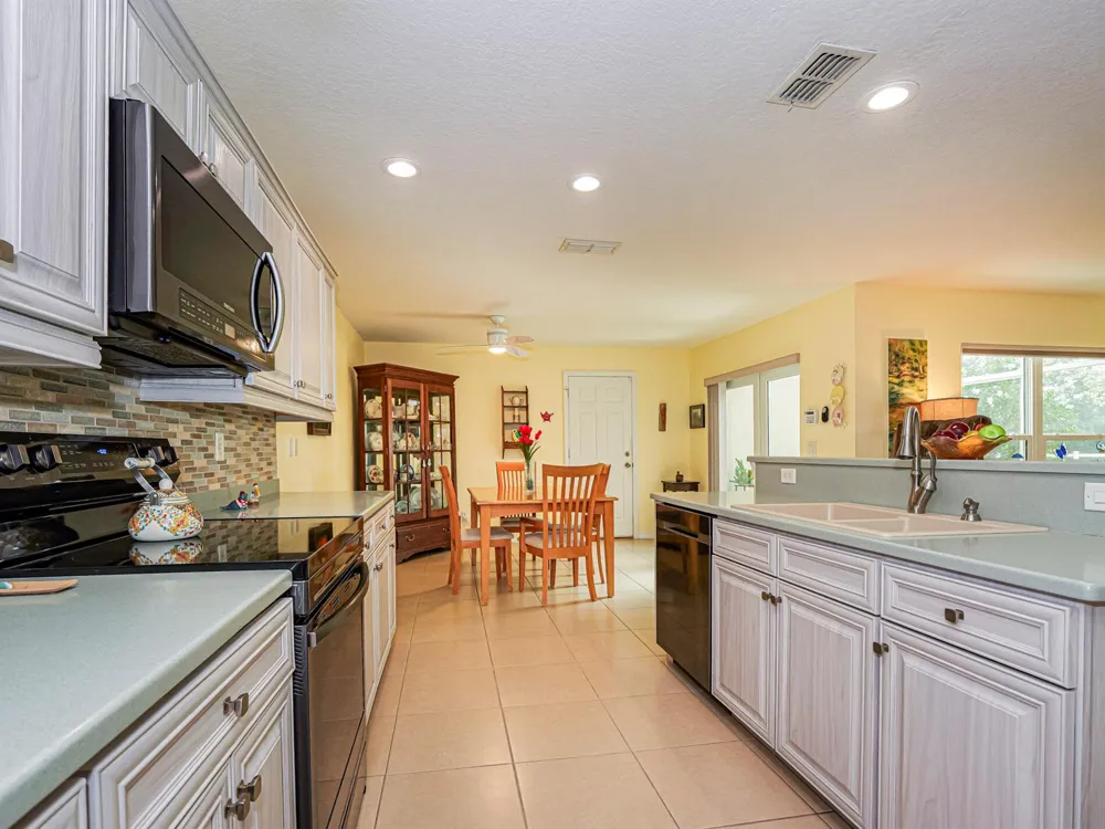 1838 Pointe West Way Vero Beach, FL 32966