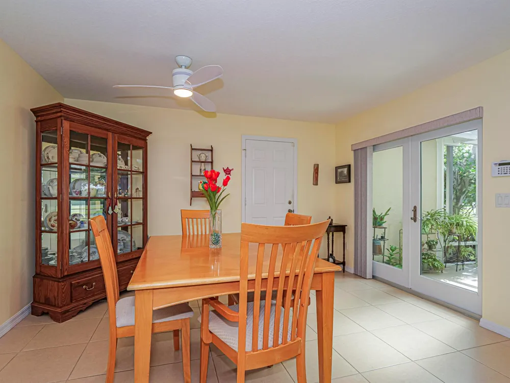 1838 Pointe West Way Vero Beach, FL 32966