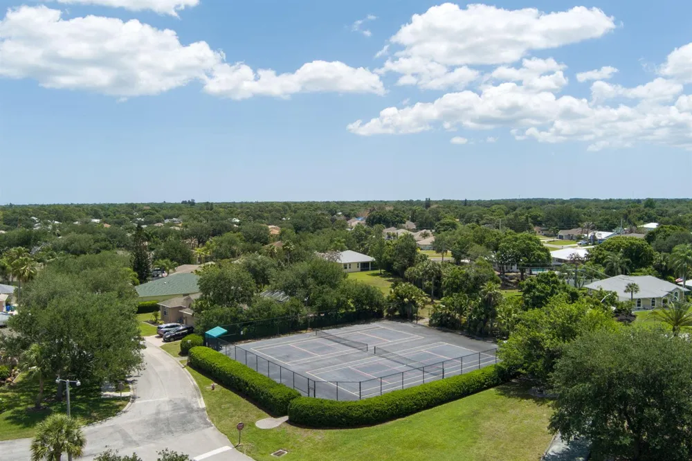 1336 Shoreline Circle Sebastian, FL 32958