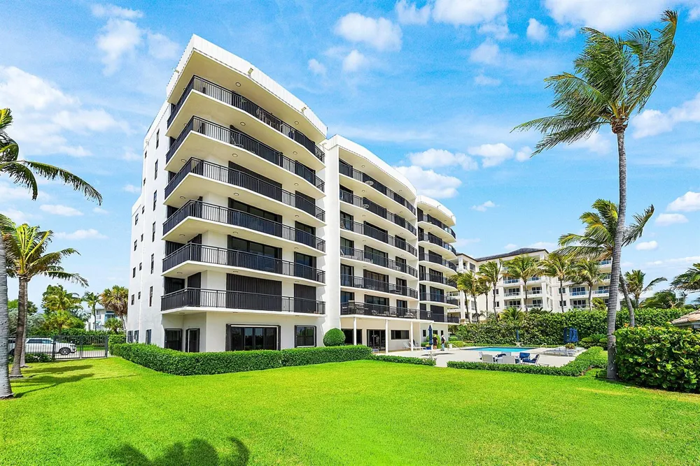 3951 Ocean Boulevard #101 Gulf Stream, FL 33483