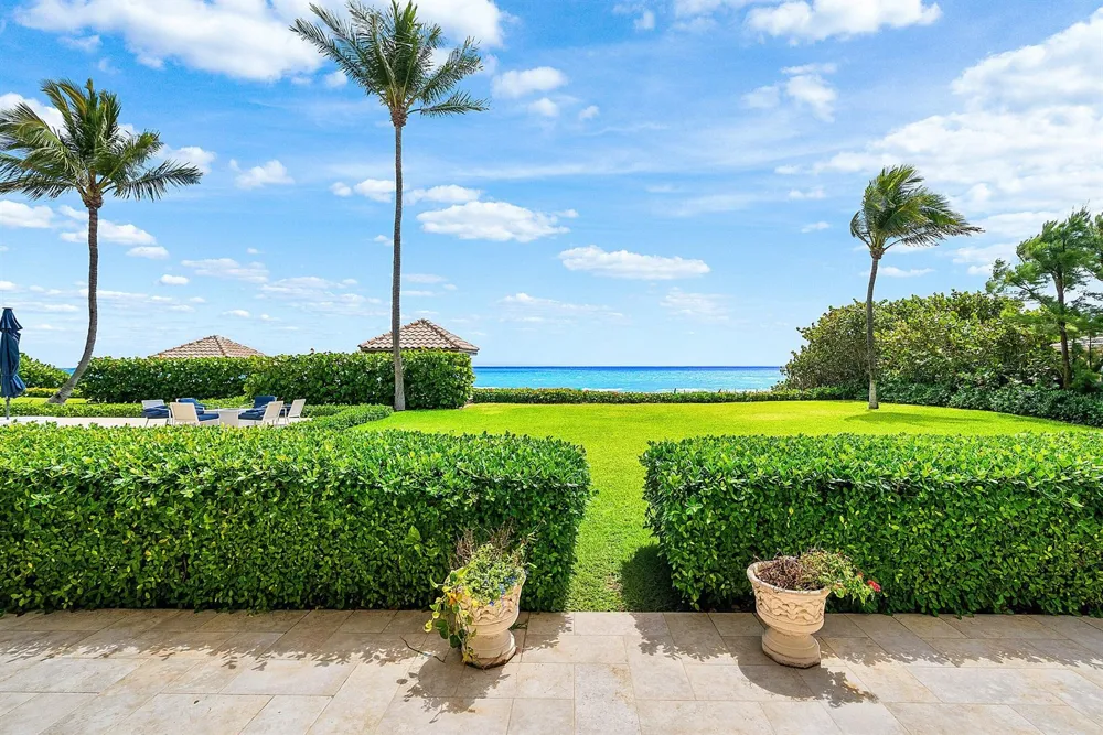 3951 Ocean Boulevard #101 Gulf Stream, FL 33483