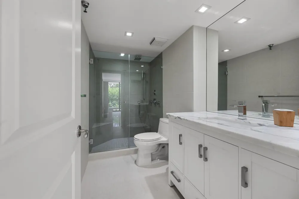 2580 S Ocean Boulevard #1a1 Palm Beach, FL 33480