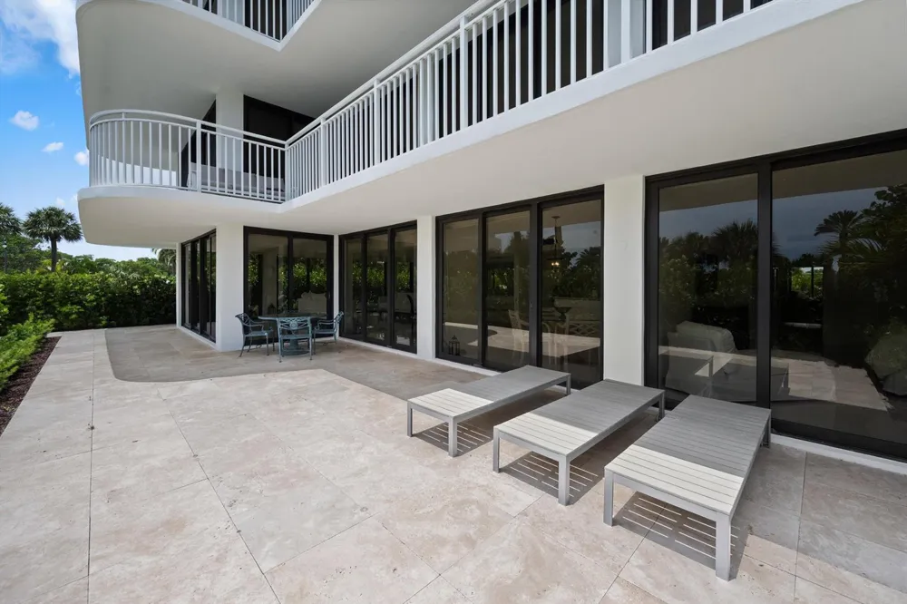 2580 S Ocean Boulevard #1a1 Palm Beach, FL 33480