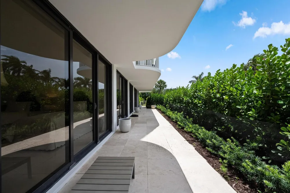 2580 S Ocean Boulevard #1a1 Palm Beach, FL 33480