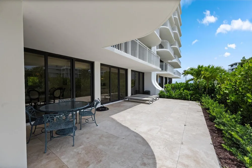 2580 S Ocean Boulevard #1a1 Palm Beach, FL 33480