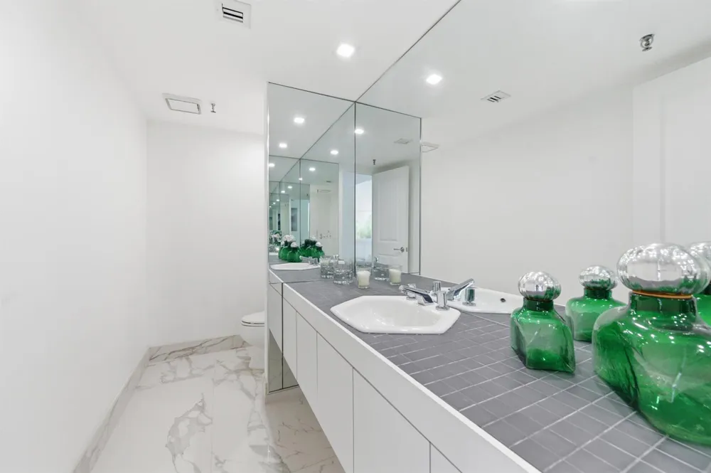 2580 S Ocean Boulevard #1a1 Palm Beach, FL 33480