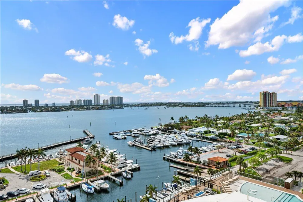 220 Lake Shore Drive #1207 Lake Park, FL 33403