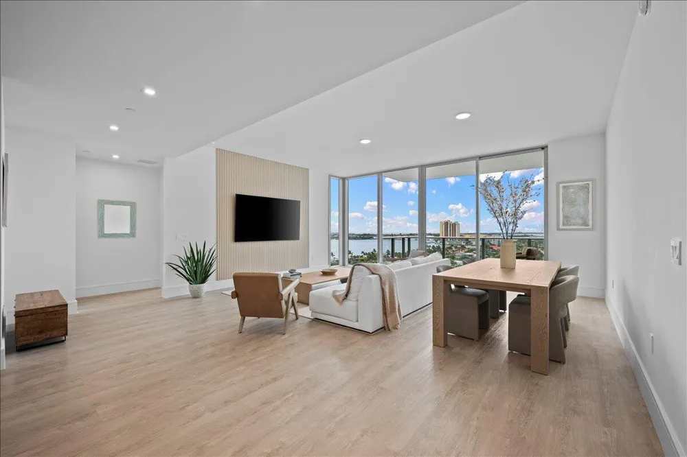 220 Lake Shore Drive #1207 Lake Park, FL 33403