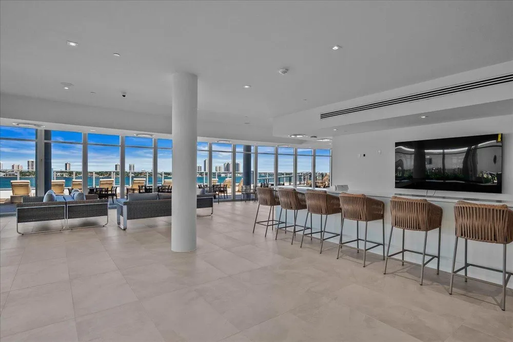 220 Lake Shore Drive #1207 Lake Park, FL 33403
