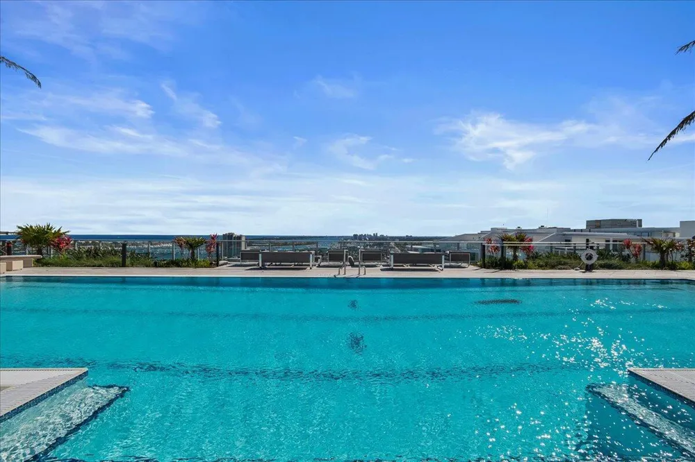 220 Lake Shore Drive #1207 Lake Park, FL 33403