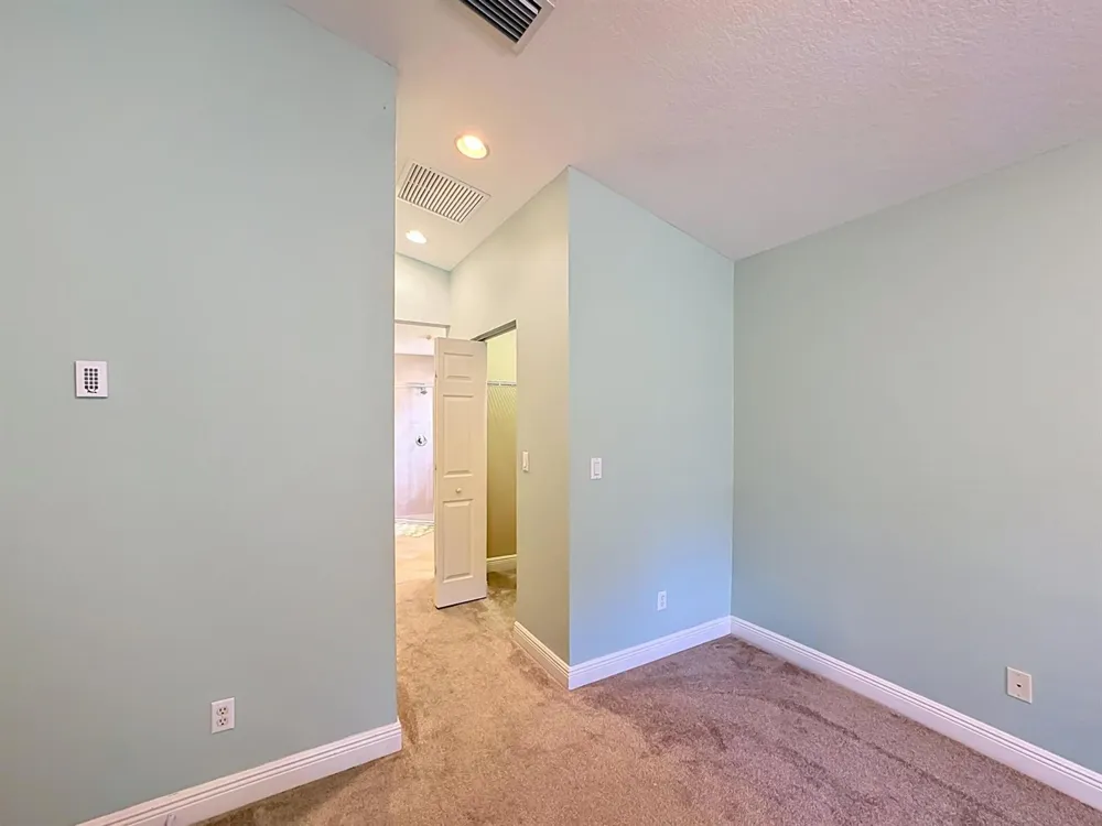 2045 Grey Falcon Circle SW Vero Beach, FL 32962