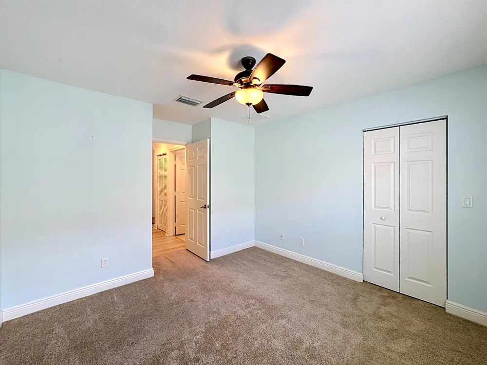 2045 Grey Falcon Circle SW Vero Beach, FL 32962