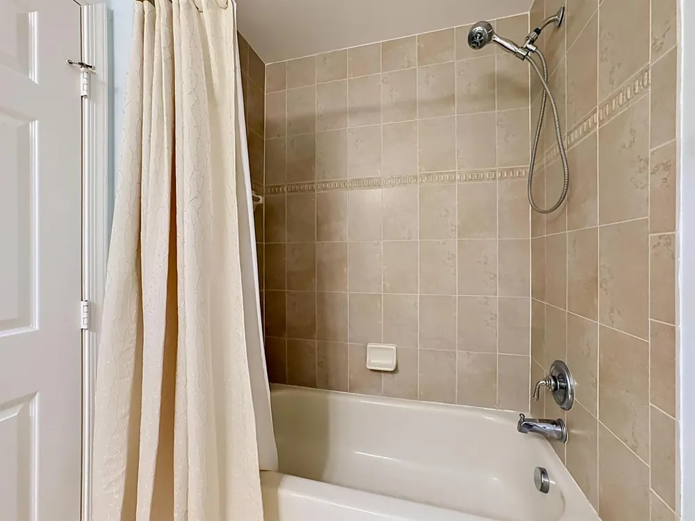 2045 Grey Falcon Circle SW Vero Beach, FL 32962