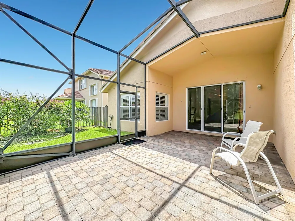 2045 Grey Falcon Circle SW Vero Beach, FL 32962