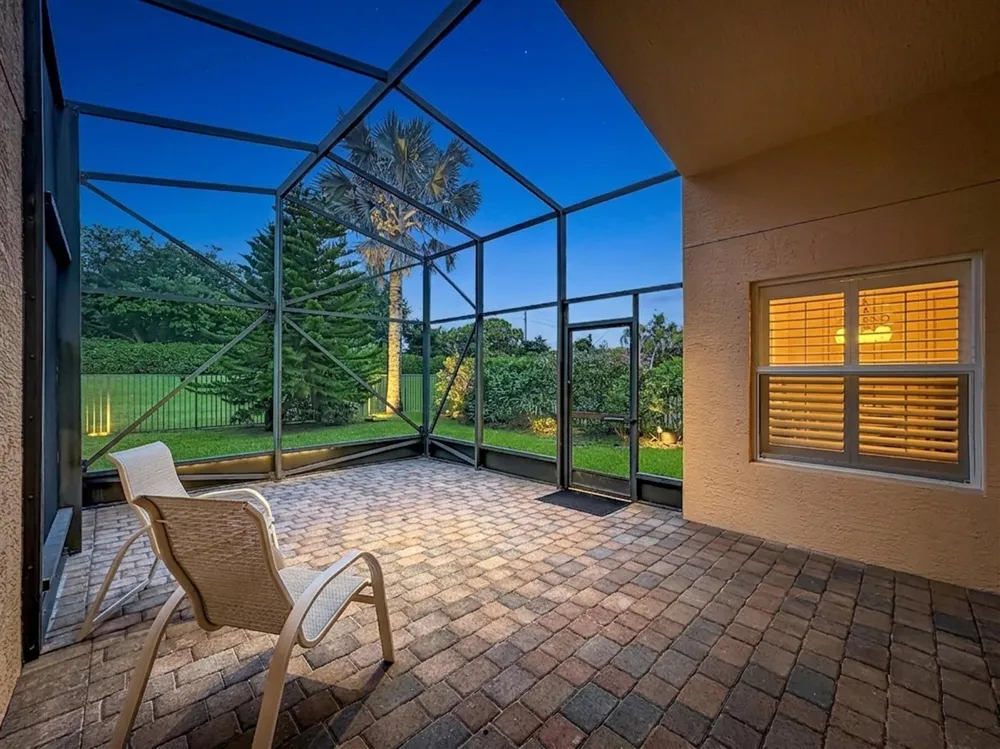 2045 Grey Falcon Circle SW Vero Beach, FL 32962