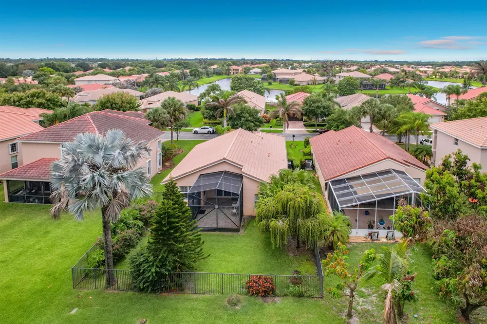 2045 Grey Falcon Circle SW Vero Beach, FL 32962