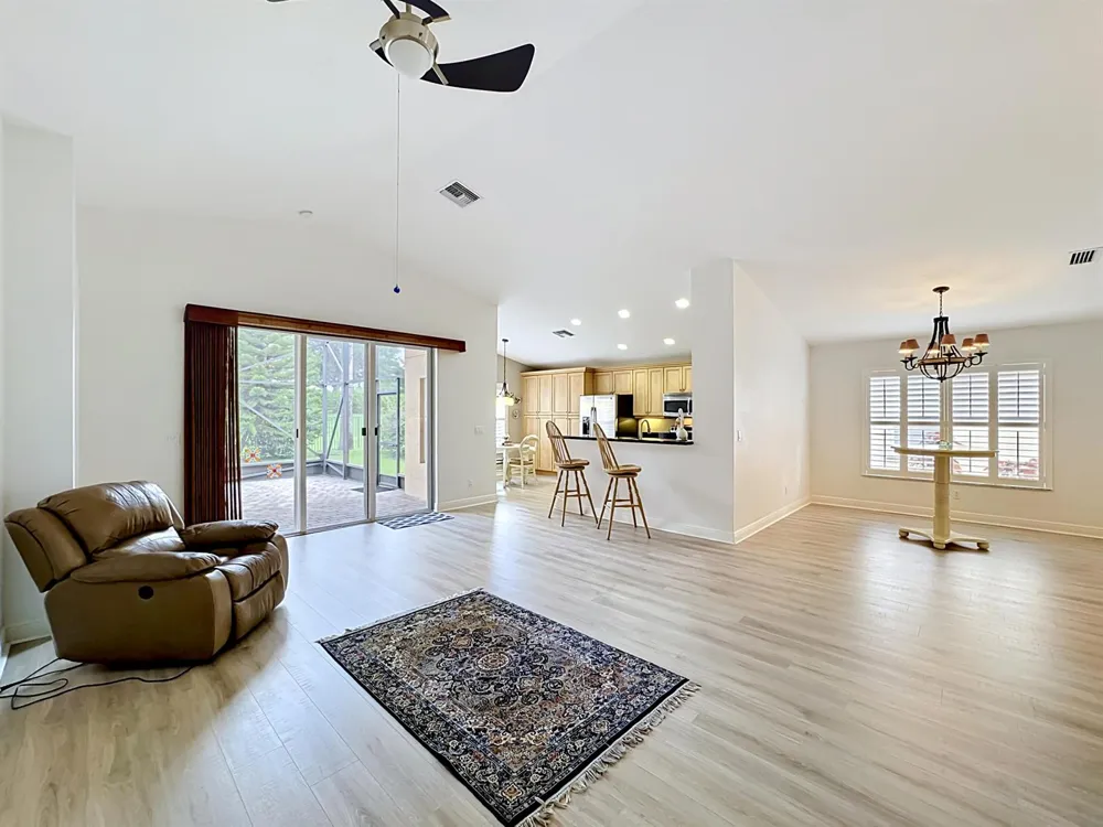 2045 Grey Falcon Circle SW Vero Beach, FL 32962
