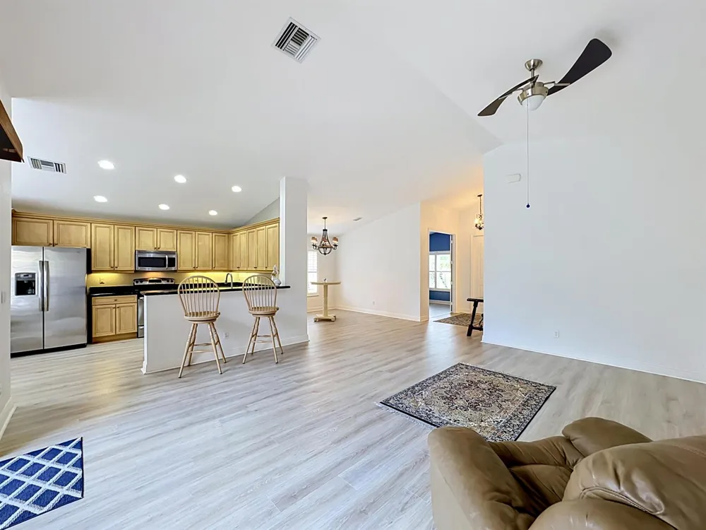 2045 Grey Falcon Circle SW Vero Beach, FL 32962