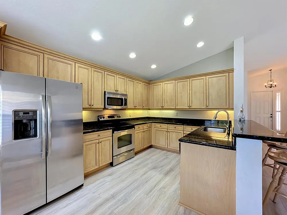2045 Grey Falcon Circle SW Vero Beach, FL 32962