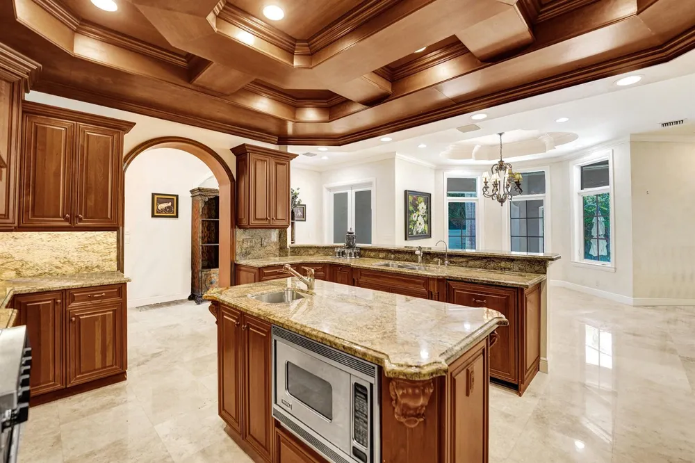 1212 E Lake Drive Fort Lauderdale, FL 33316