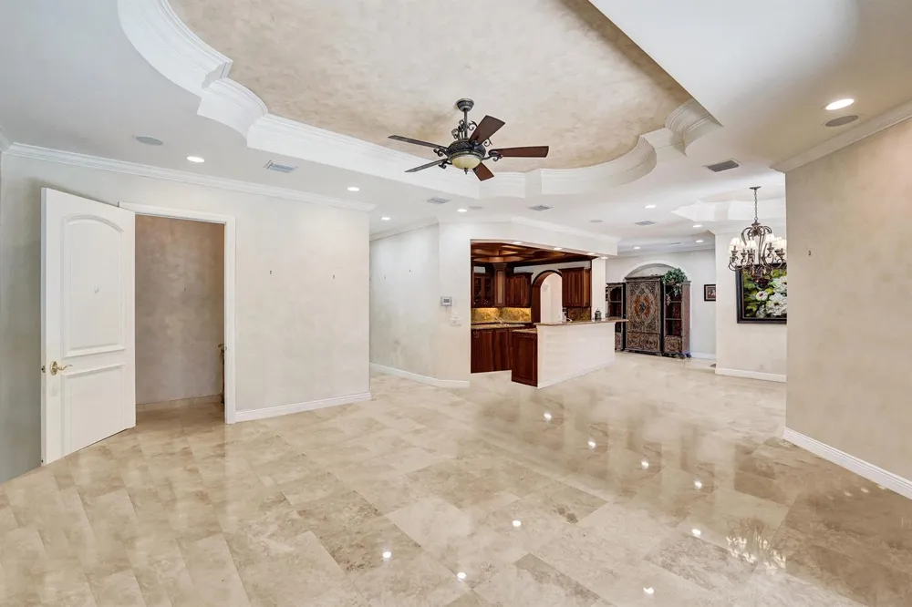 1212 E Lake Drive Fort Lauderdale, FL 33316