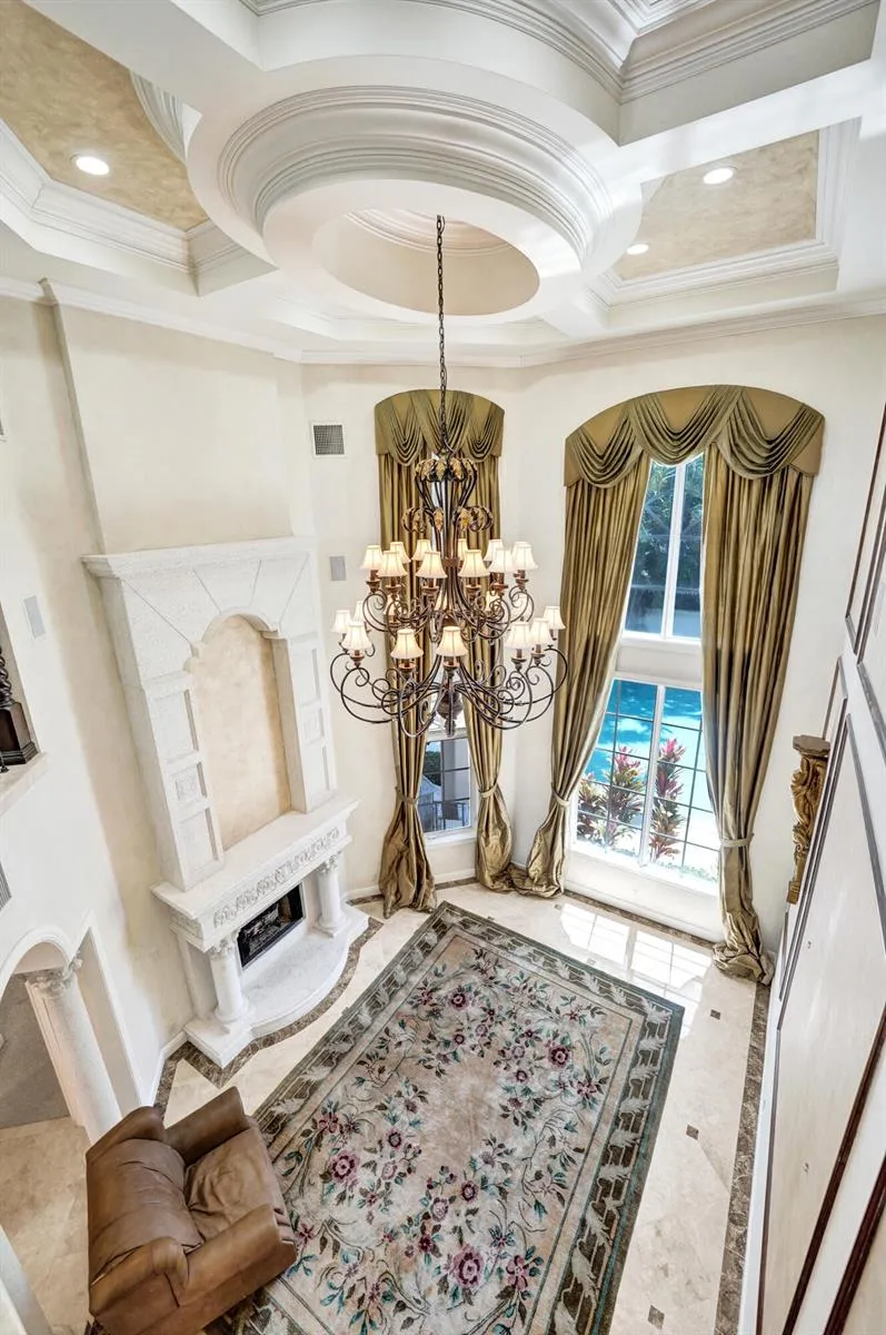1212 E Lake Drive Fort Lauderdale, FL 33316