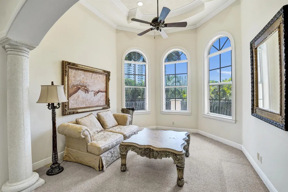 1212 E Lake Drive Fort Lauderdale, FL 33316