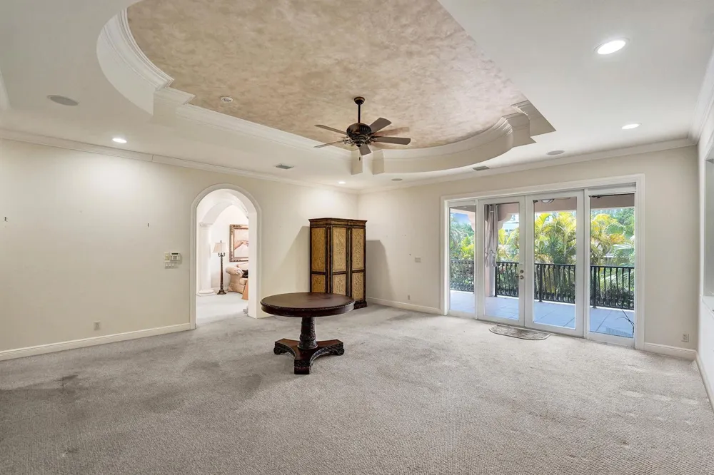 1212 E Lake Drive Fort Lauderdale, FL 33316