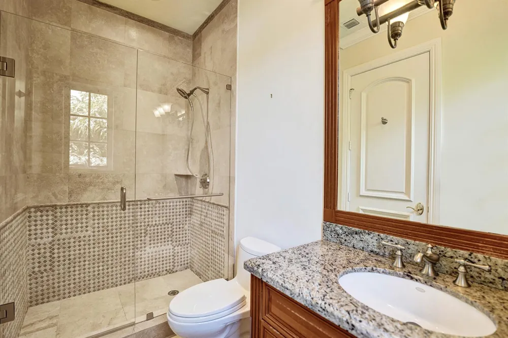 1212 E Lake Drive Fort Lauderdale, FL 33316