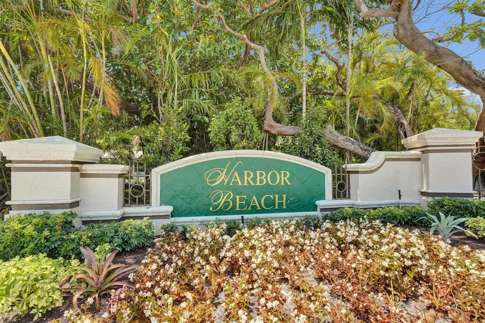 1212 E Lake Drive Fort Lauderdale, FL 33316