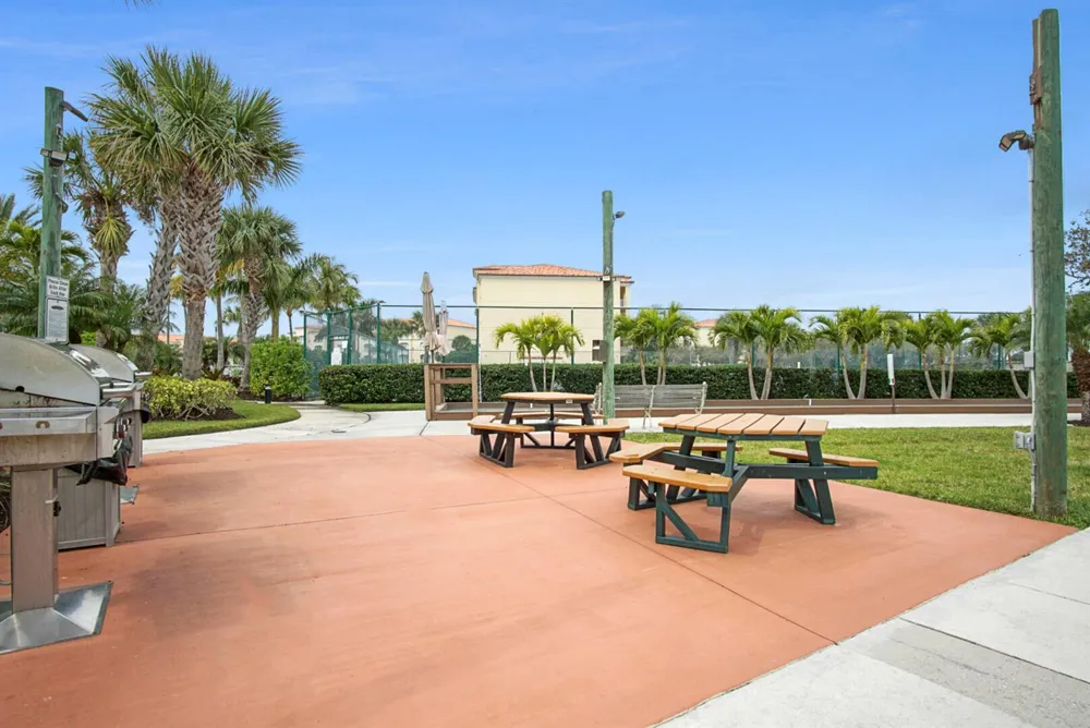 37 E Harbour Isle Dr Drive E #106 Fort Pierce, FL 34949