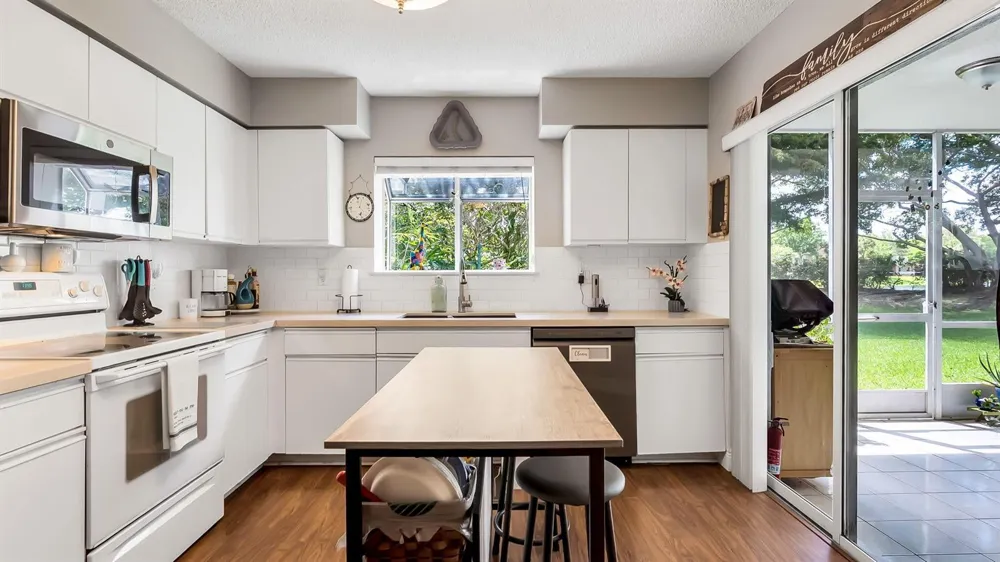 9204 NW 9th Court Plantation, FL 33324