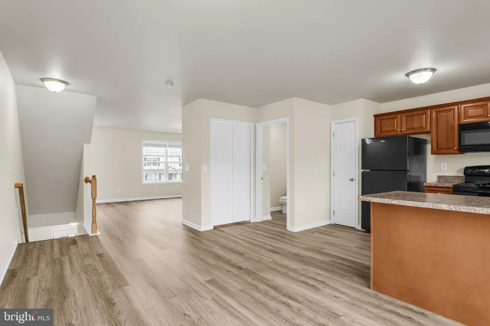 856 GREGS DRIVE Harrisburg, PA 17111
