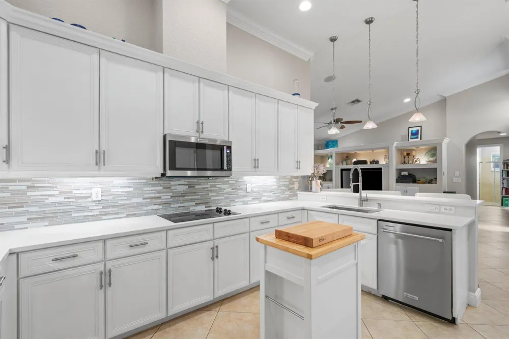 10812 Castle Oak Drive Boynton Beach, FL 33473