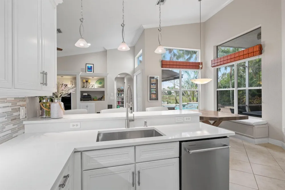 10812 Castle Oak Drive Boynton Beach, FL 33473