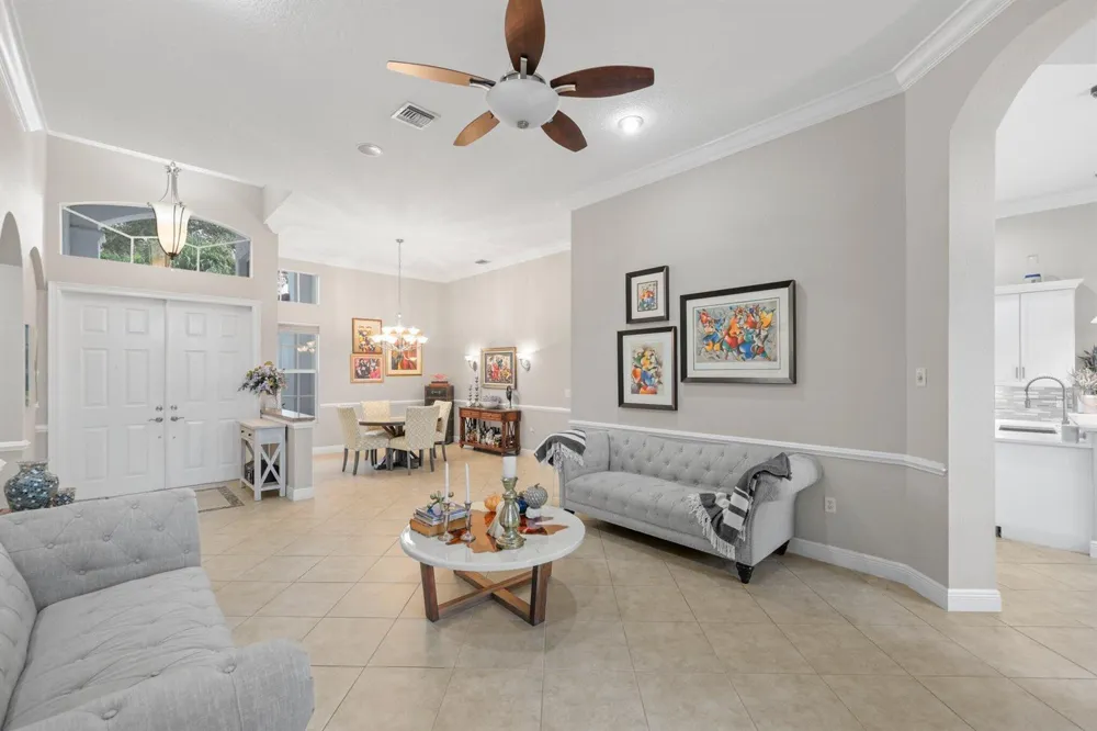 10812 Castle Oak Drive Boynton Beach, FL 33473
