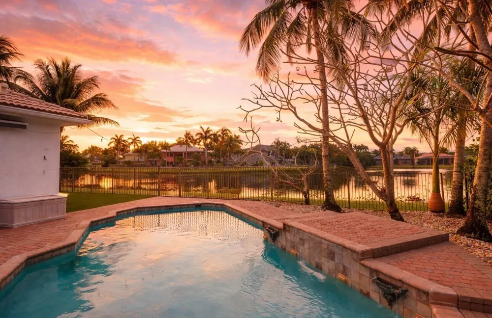 10812 Castle Oak Drive Boynton Beach, FL 33473