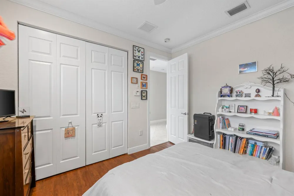 10812 Castle Oak Drive Boynton Beach, FL 33473