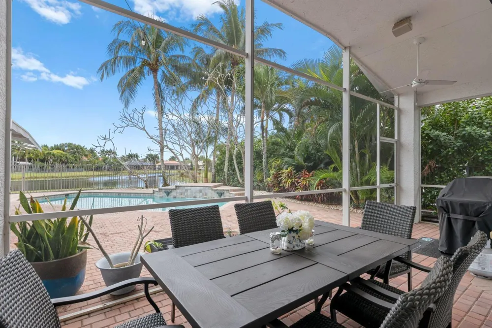 10812 Castle Oak Drive Boynton Beach, FL 33473