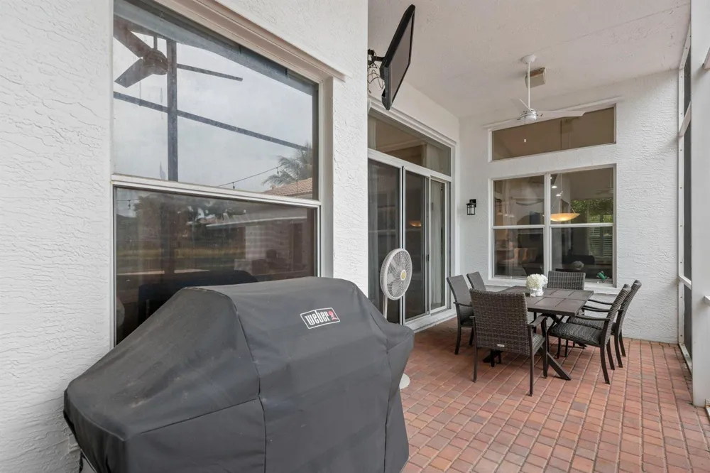 10812 Castle Oak Drive Boynton Beach, FL 33473