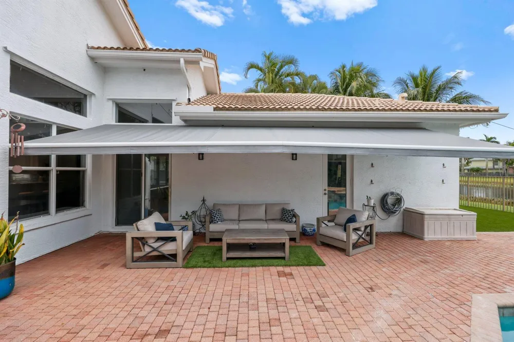 10812 Castle Oak Drive Boynton Beach, FL 33473