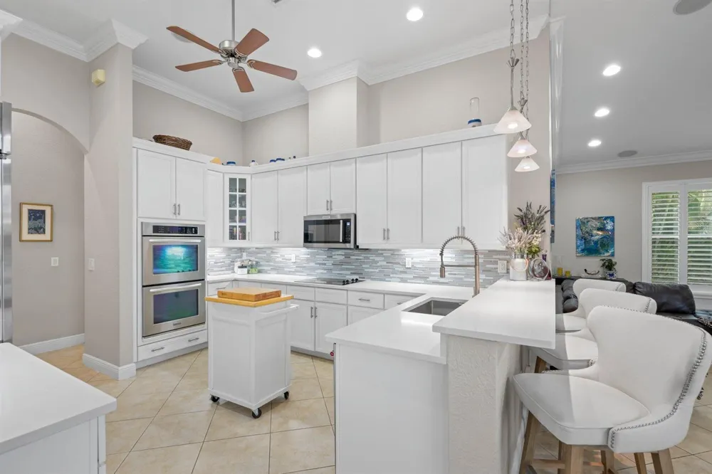 10812 Castle Oak Drive Boynton Beach, FL 33473