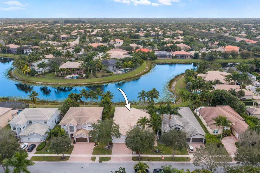 10812 Castle Oak Drive Boynton Beach, FL 33473