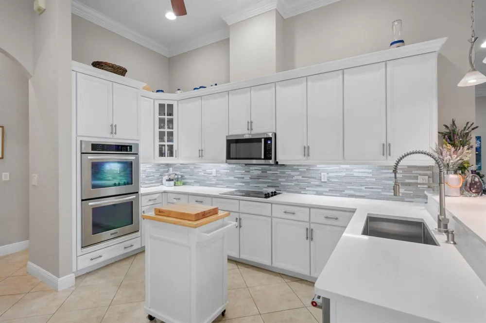 10812 Castle Oak Drive Boynton Beach, FL 33473