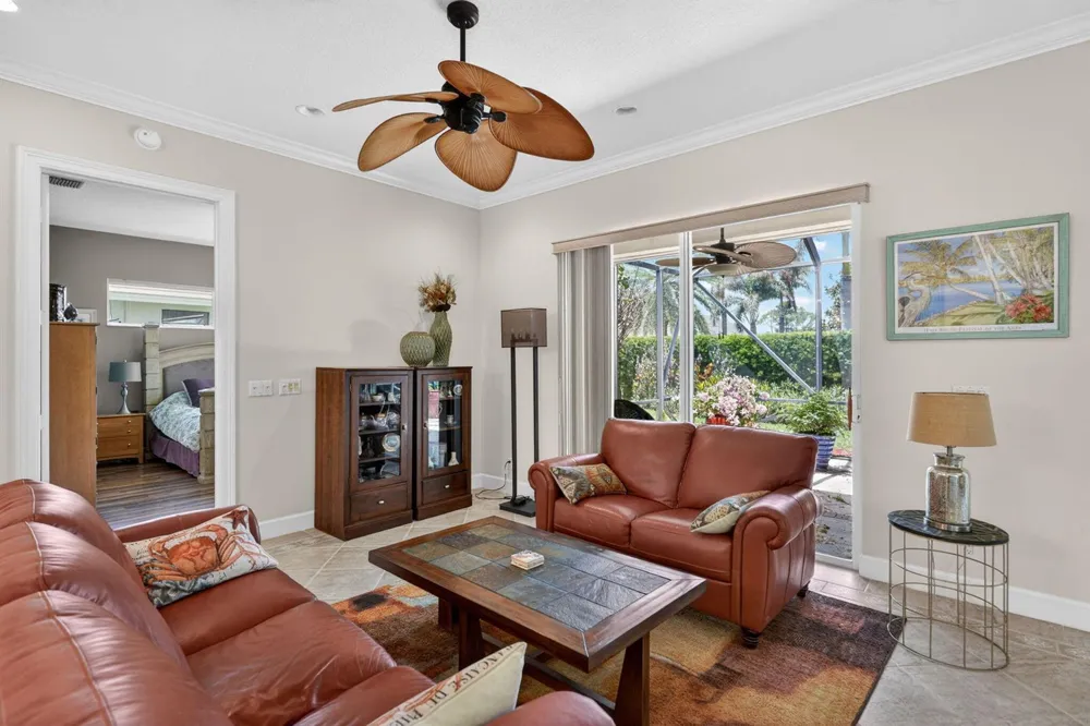 7982 SE Hempstead Circle Hobe Sound, FL 33455