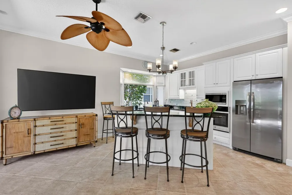 7982 SE Hempstead Circle Hobe Sound, FL 33455