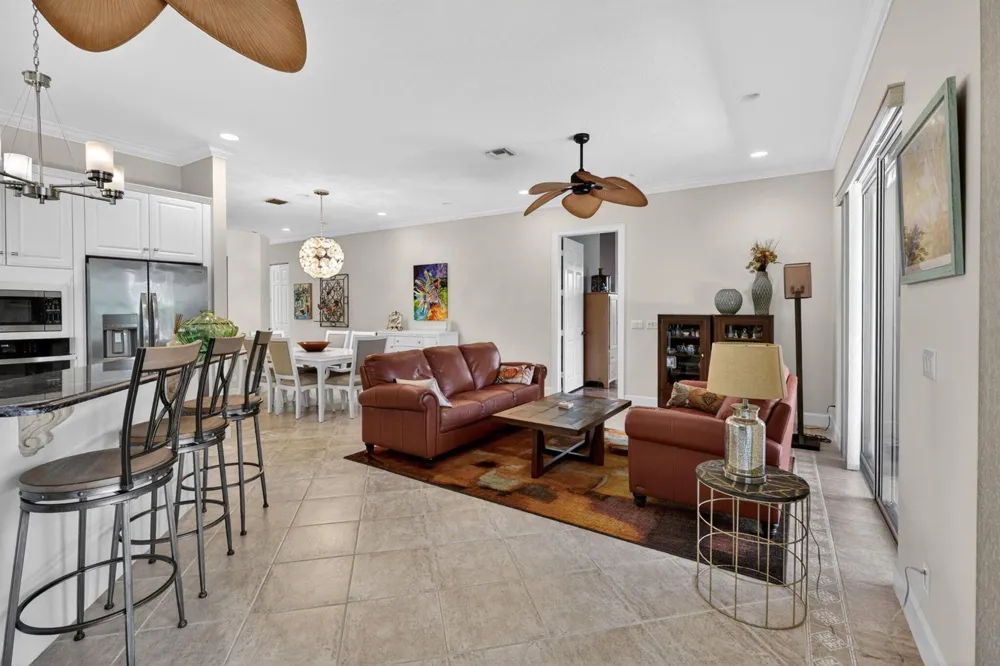 7982 SE Hempstead Circle Hobe Sound, FL 33455